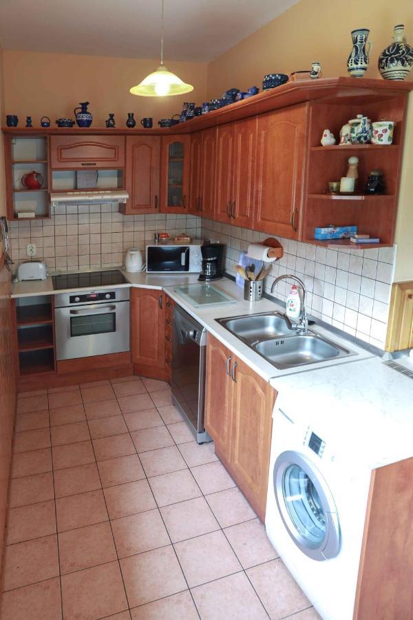 Holiday Home In Balatonkeresztur 19455 מראה חיצוני תמונה
