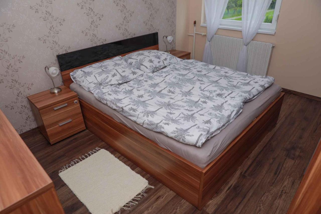 Holiday Home In Balatonkeresztur 19455 מראה חיצוני תמונה